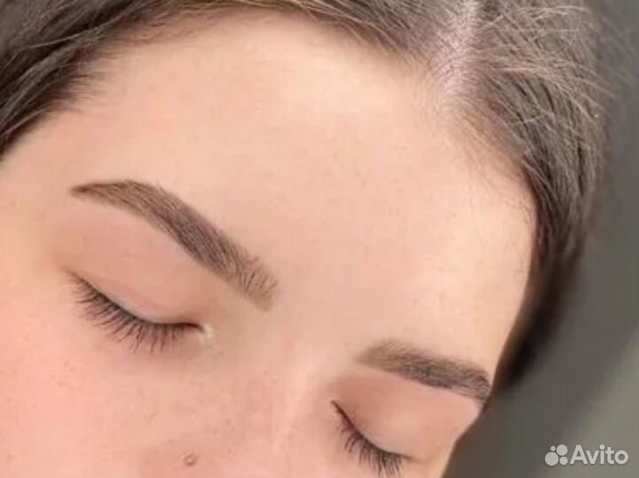 Мастер бровист