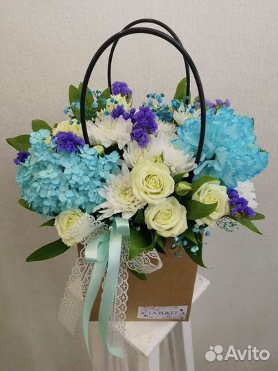 Цветочные коробки хризантема гортензия эустома