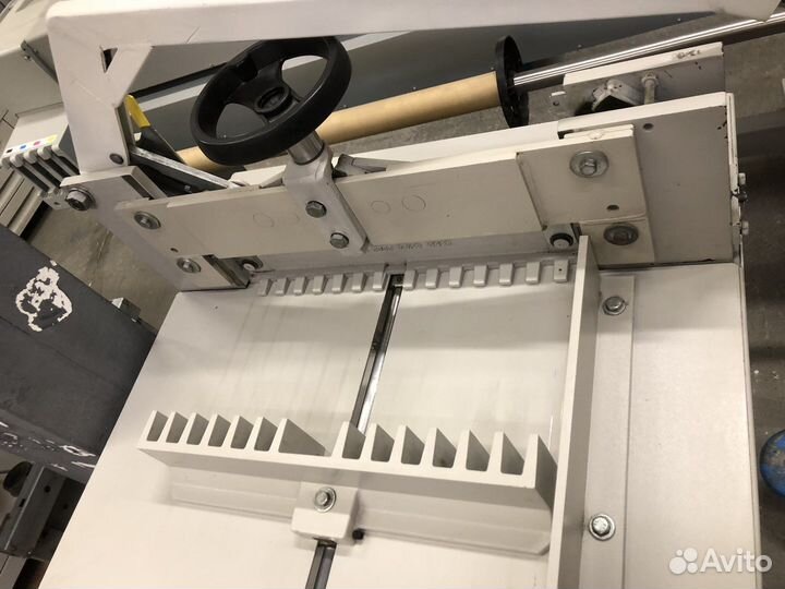 Резак для бумаги Ideal 4700