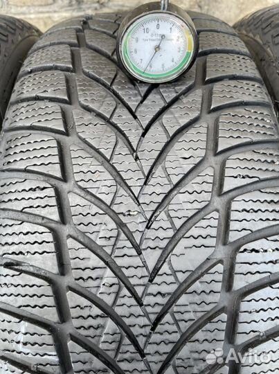 Goodyear UltraGrip Ice 2 215/55 R17