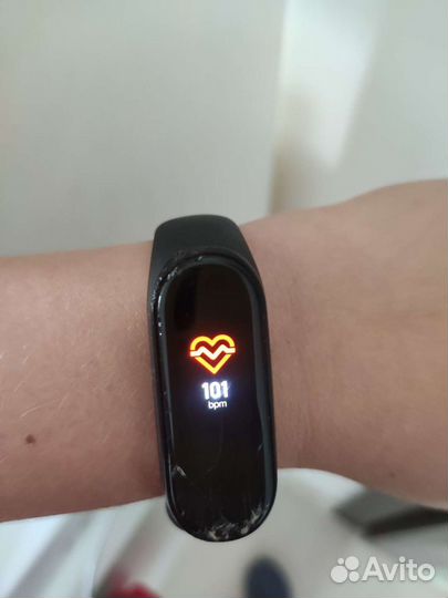 Фитнес браслет xiaomi mi band 4