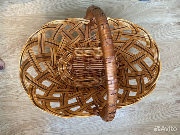 Корзина плетеная