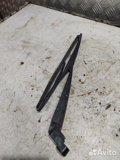 Поводок дворника задний Suzuki Grand Vitara