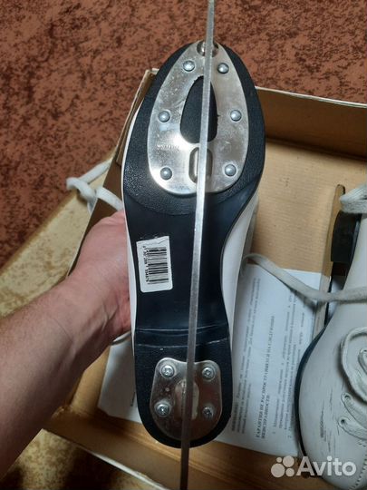 Коньки фигурные