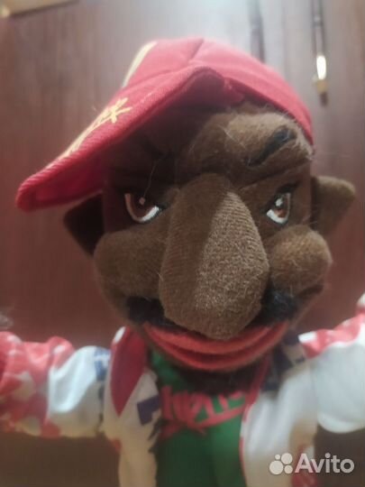 Игрушки из 90х. Рэпер и цветочек