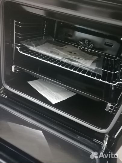 Электрический духовой шкаф Bosch новый космос