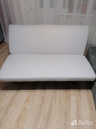 Диван IKEA ликселе