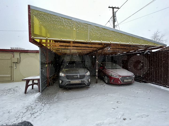 Дом 98 м² на участке 6 сот.