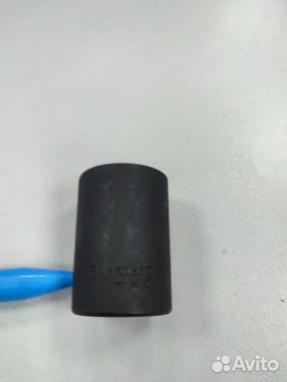 Головка 1/2 17мм для сорванных граней toptul