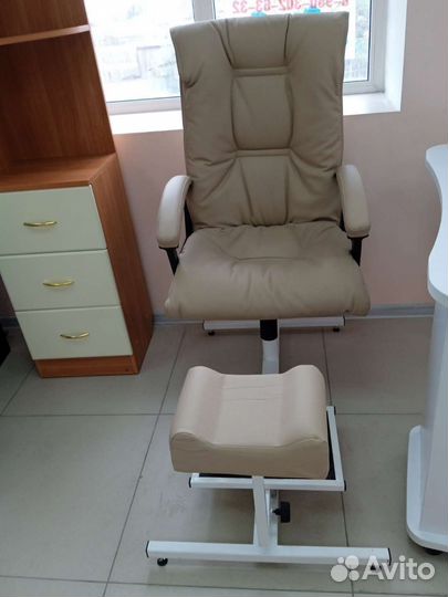 Кресло для педикюра бу