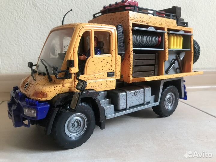 Игрушечная машинка Dickie toys