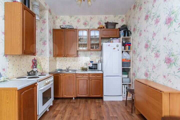 2-к. квартира, 56 м², 2/3 эт.