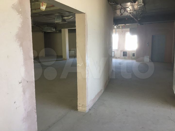 Свободного назначения, 700 м²