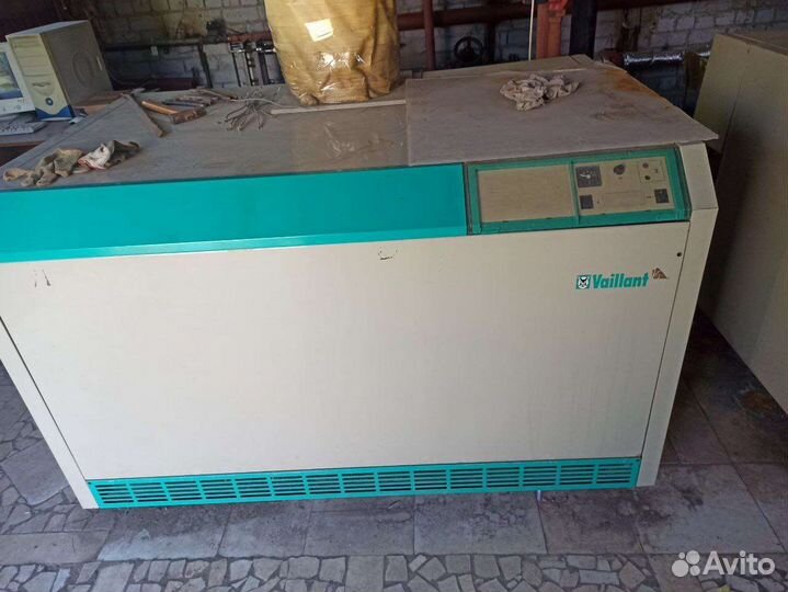 Газовый котел Vaillant напольный бу