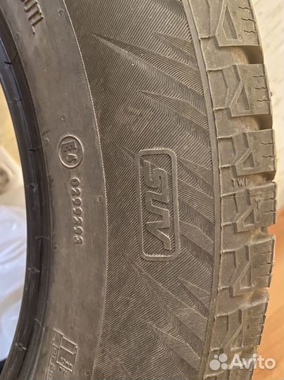 Continental IceContact 2 215/65 R17 103T