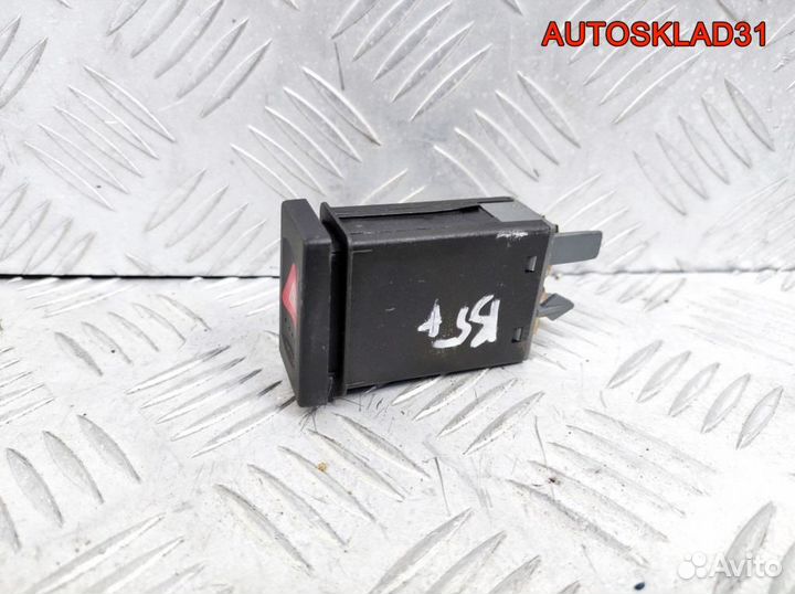 Кнопка аварийной сигнализации Passat B5 3B0953235D