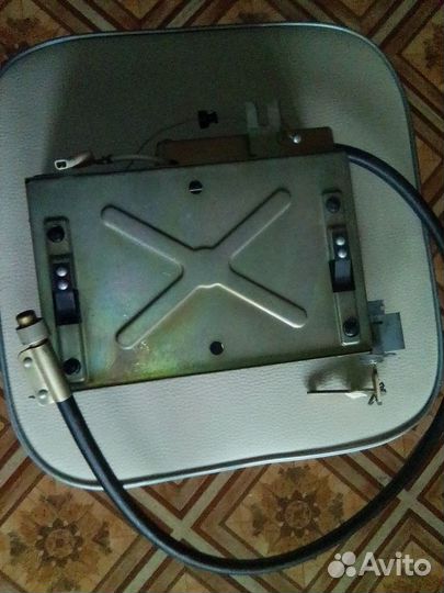 Автомобильный радиоприемник урал-авто-2