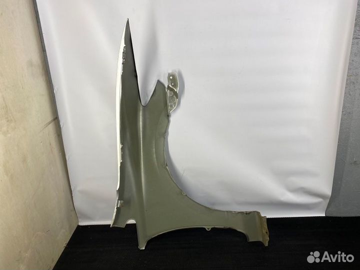 Переднее Левое Крыло на Honda Civic 4D 2005-2011