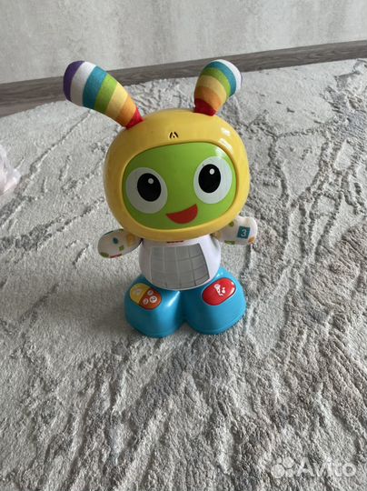 Робот игрушка