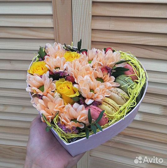 Цветы и макаронс макарони макаруны macarons