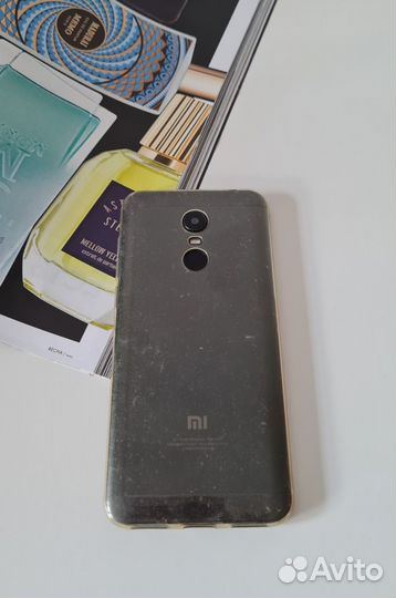 Телефон Xiaomi Redmi 5 Plus