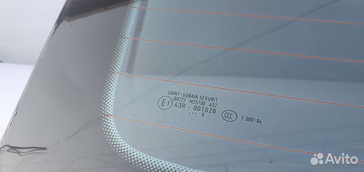 Стекло крышки багажника VW Touareg GP 2004-2010г