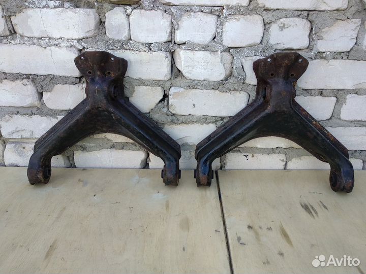 Рычаги подвески нижние Спортейдж 1