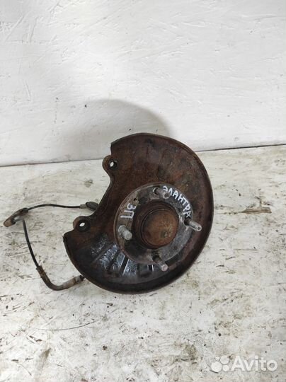 Кулак задний правый Hyundai Elantra 3 Xd