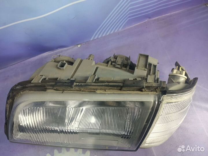 Фара левая Mercedes Benz C-class w202