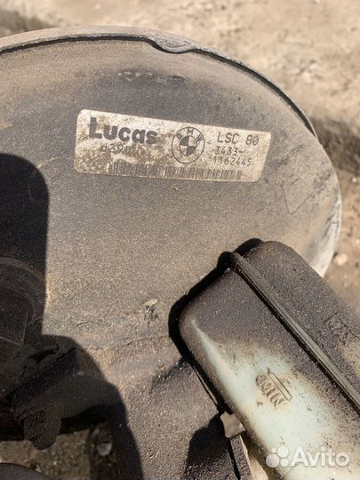 Вакуумник BMW E34