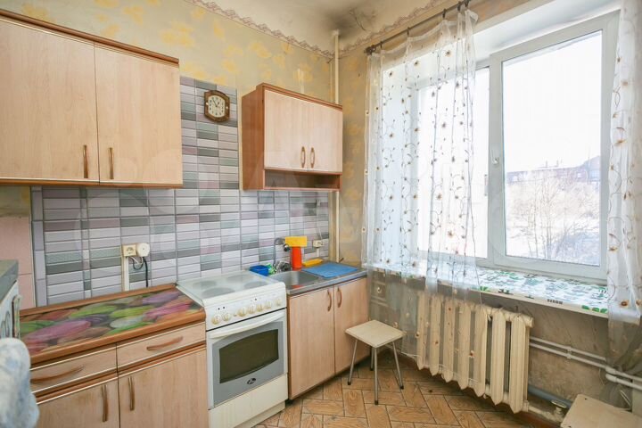 Комната 32,8 м² в 2-к., 2/3 эт.