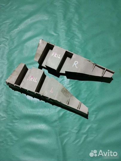 Подфарник Land Rover Freelander