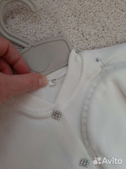 Костюмчик для девочки, на выписку