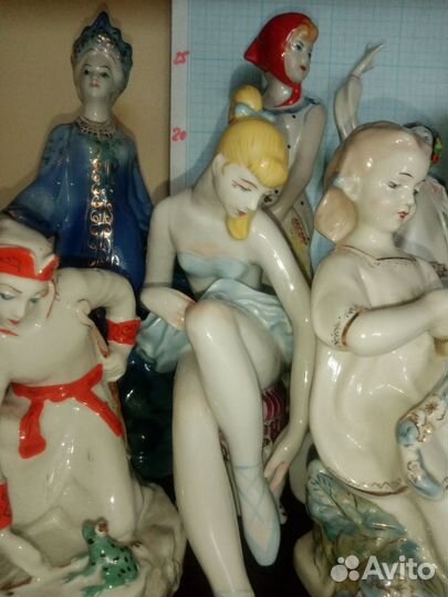 Фарфоровые статуэтки