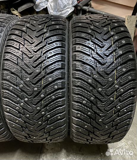 Nokian Tyres Hakkapeliitta 8 225/45 R18 и 255/40 R18