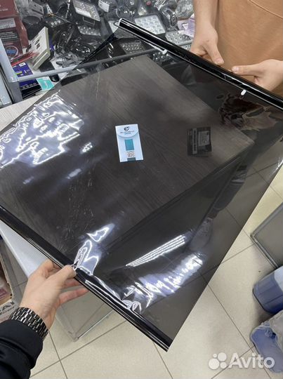 Солнцезащитная шторка на присосках