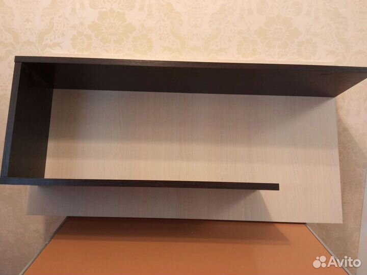 Полка настенная навесная