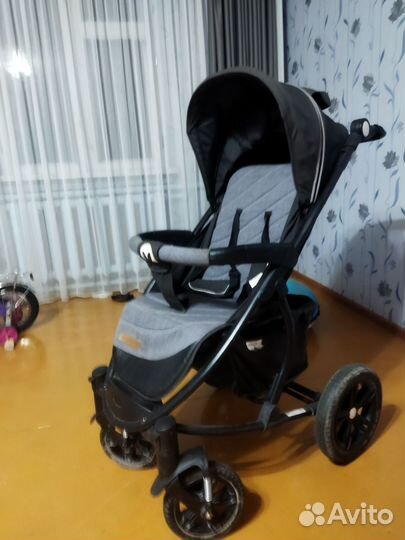 Коляска прогулочная б/у
