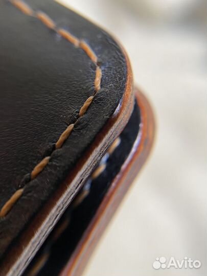 Кожаное изделие из натуральной кожи