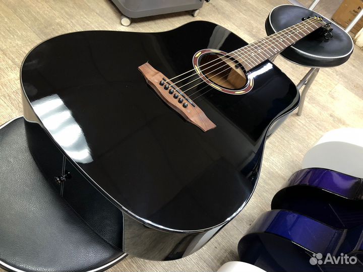 Гитара акустическая дредноут чёрная