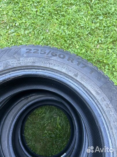Continental IceContact 2 SUV SSR 225/60 R17
