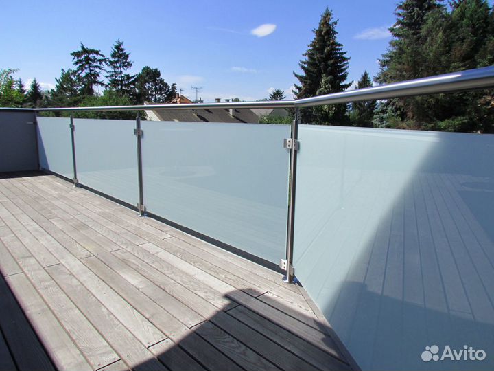 Стеклянное ограждение для балкона монтаж установка