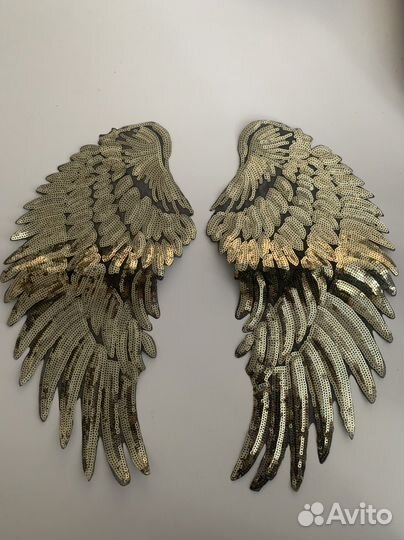 Клейкая аппликация 