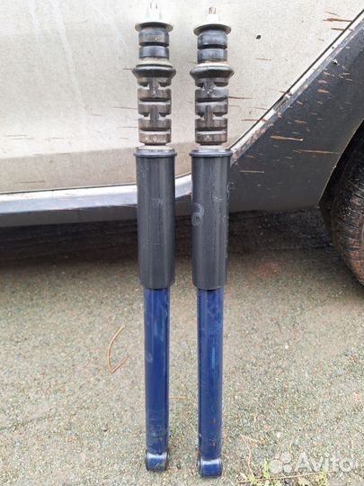 Задний амортизатор на рено логан