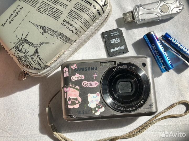 Компактный фотоаппарат Samsung ES20