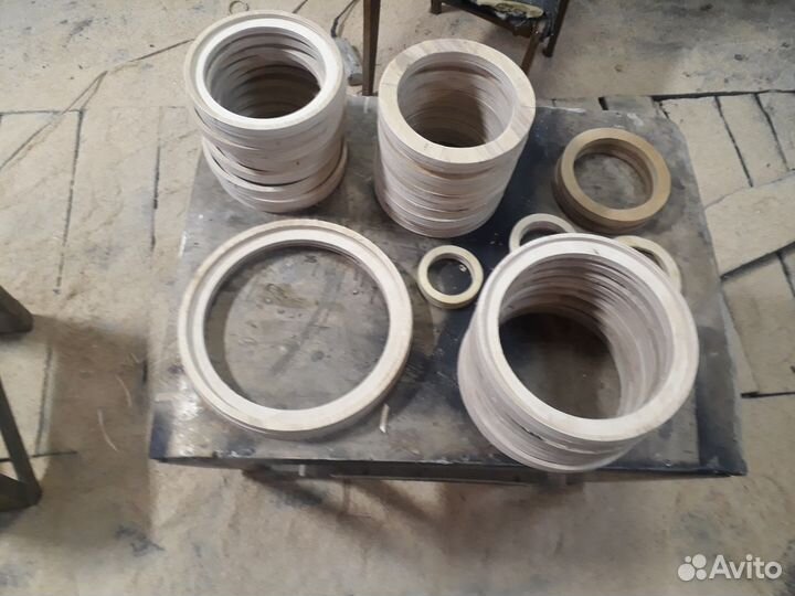 Проставочные кольца, подиумы