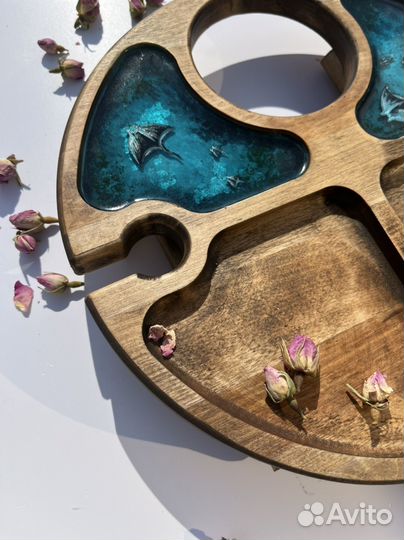 Винный столик