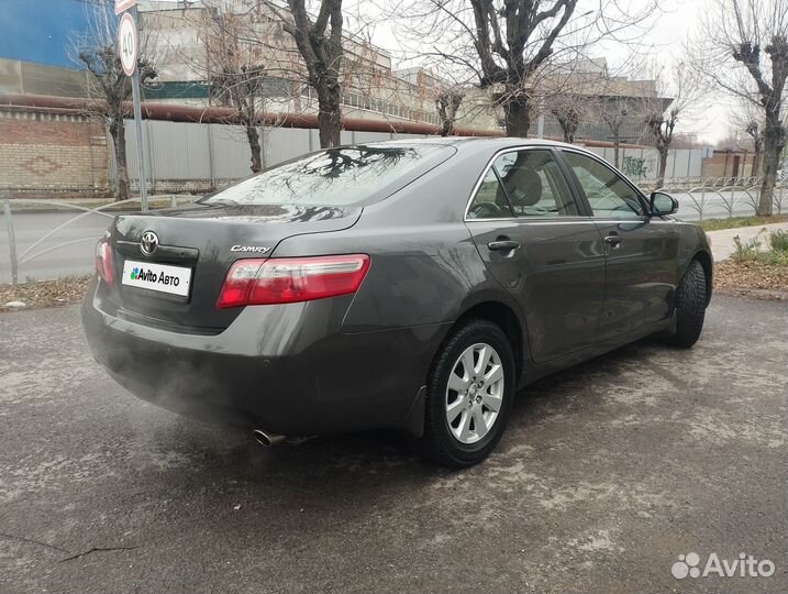 Toyota Camry 2.4 AT, 2010, 291 300 км