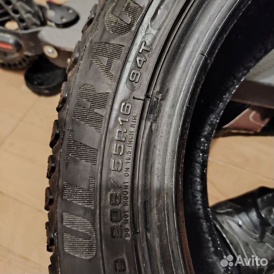 Goodyear Ultragrip Ice Arctic 205/55 R16
