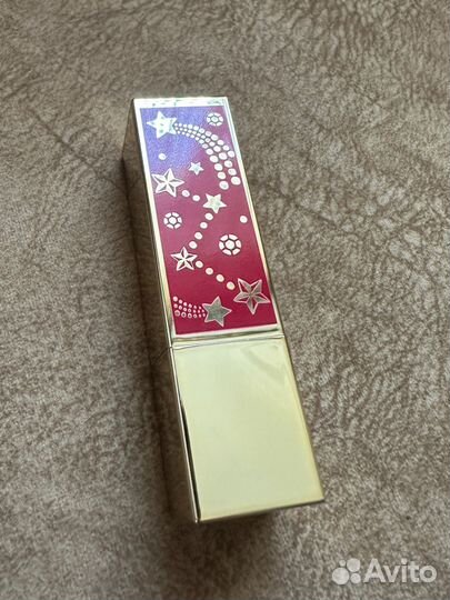 Красная помада Estee Lauder Starlet Red